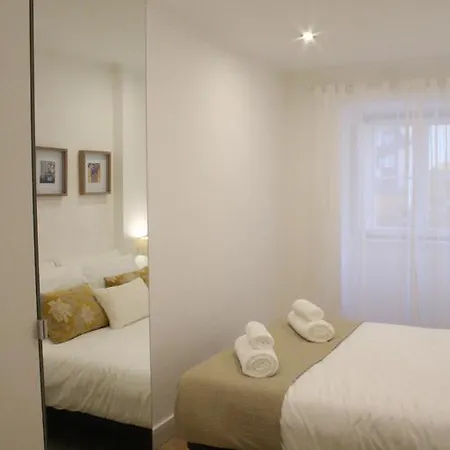 Principe Real 2bd * Lisboa